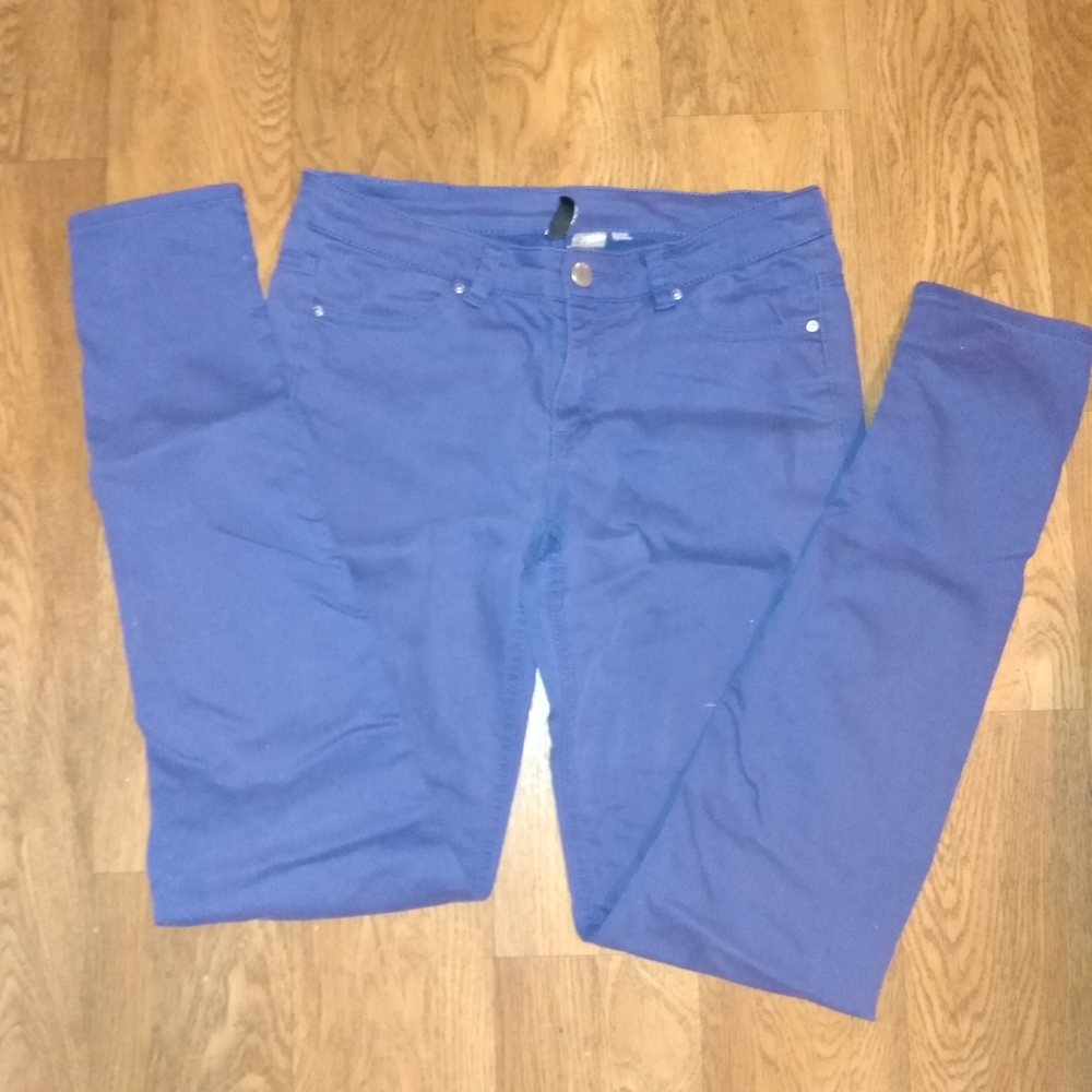 3/$15 Purple Divided jeans 👖